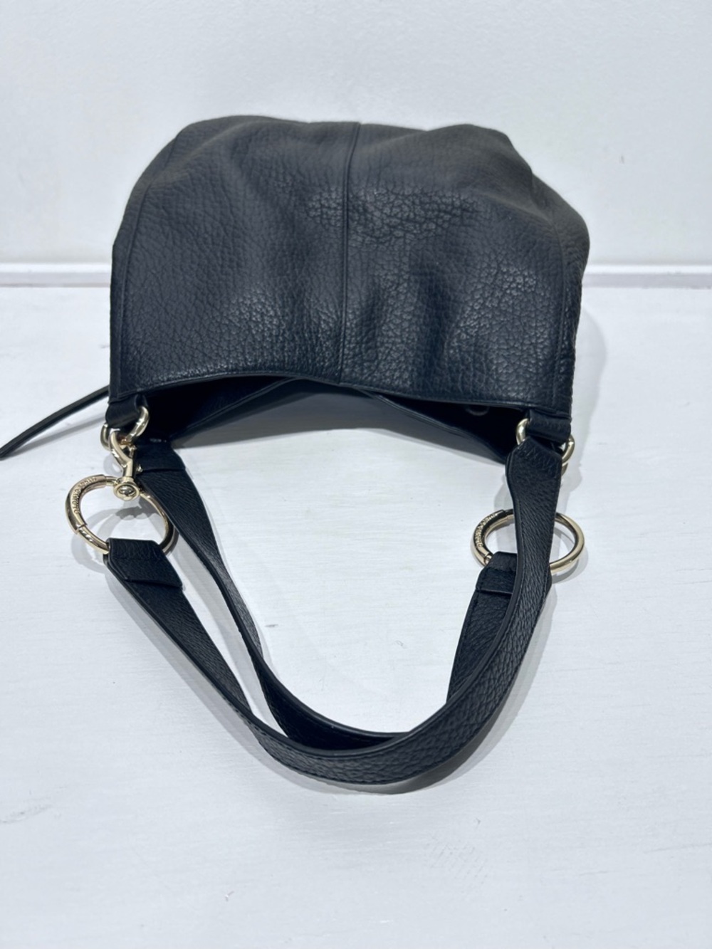 Vince Camuto Black Pebbled Leather Hobo Shoulder Bag Gold Hardware - Picture 8 of 16